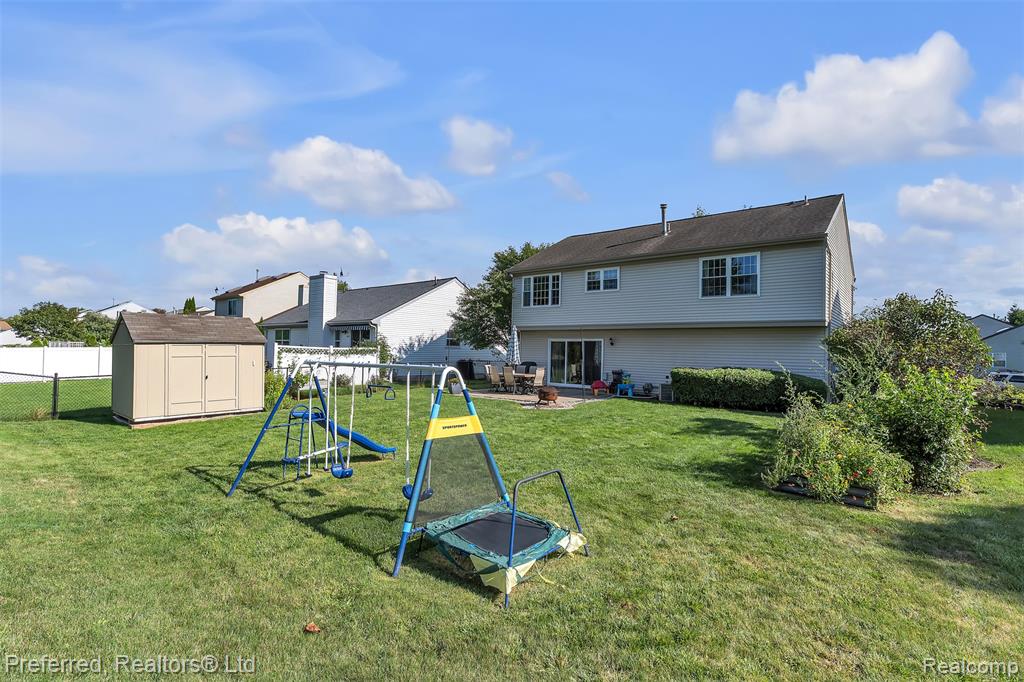7363 Hideaway Drive, Ypsilanti, MI 48197 — Photo 36