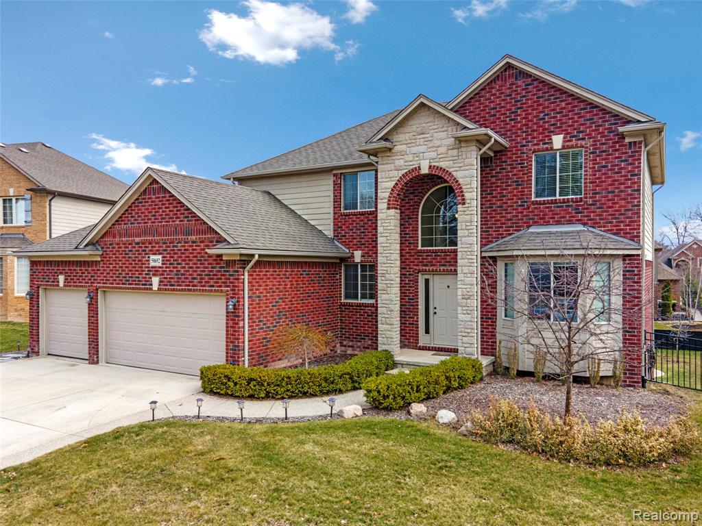 50692 Pinnacle Woods Lane, Macomb, MI 48042 — Photo 2
