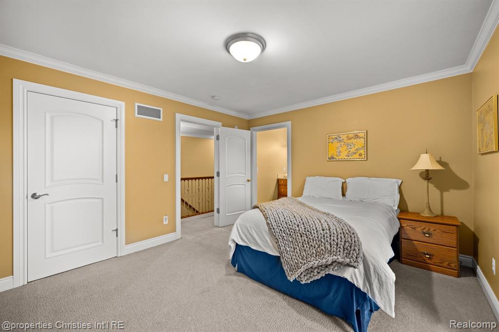 59801 E 8 MILE Road, South Lyon, MI 48178 — Photo 43