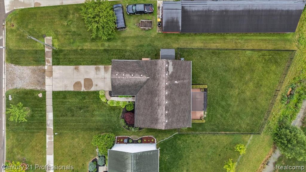 53611 County Line Road, New Baltimore, MI 48047 — Photo 12