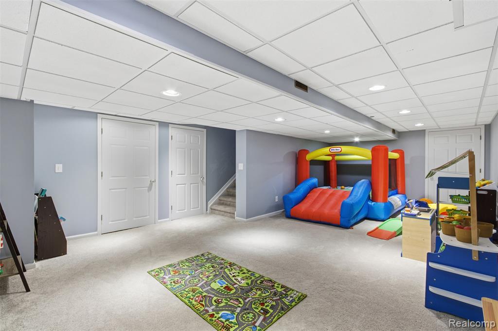 7846 Fawn Court, Waterford, MI 48327 — Photo 21