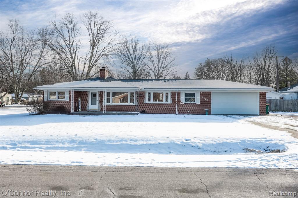 3178 Oakwood Drive, Port Huron, MI 48060 — front exterior