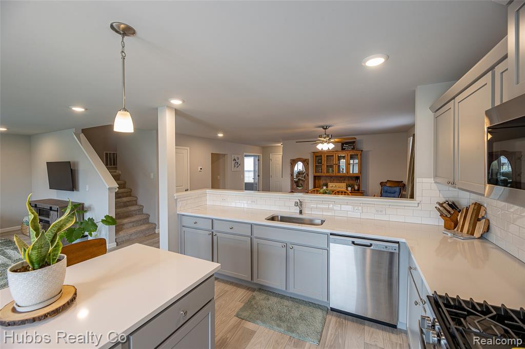 7340 Westminster Circle, Grand Blanc, MI 48439 — Photo 16