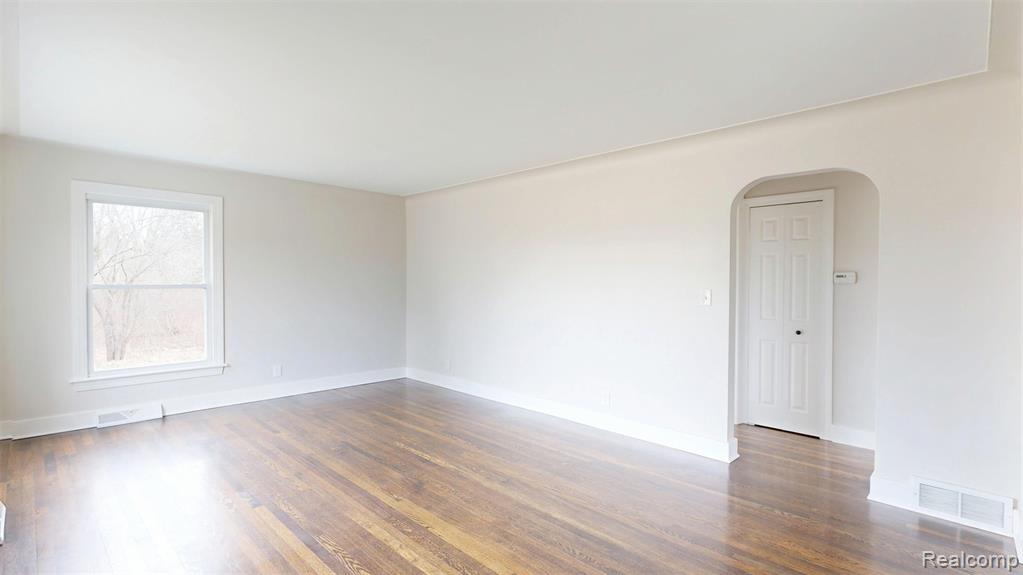 4469 W Coldwater Road, Flint, MI 48504 — Photo 26