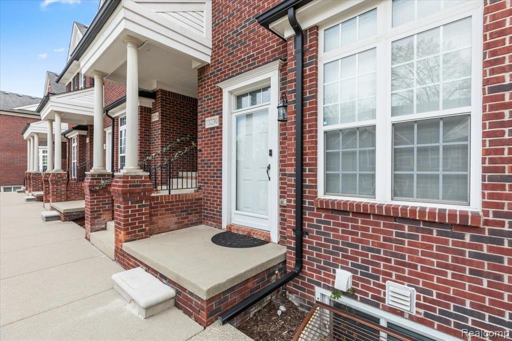 53230 PROVIDENCE E, Shelby Twp, MI 48316 — Photo 2