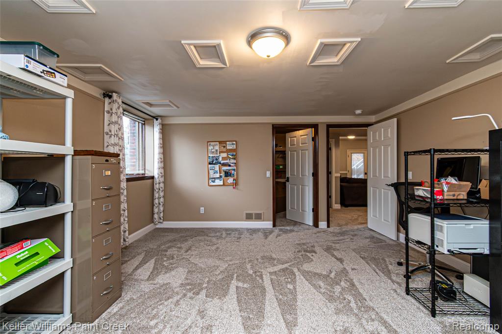 4998 Menominee Lane, Clarkston, MI 48348 — Photo 60