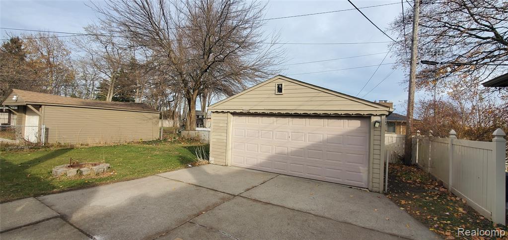 910 N Gulley Road, Dearborn, MI 48128 — Photo 7