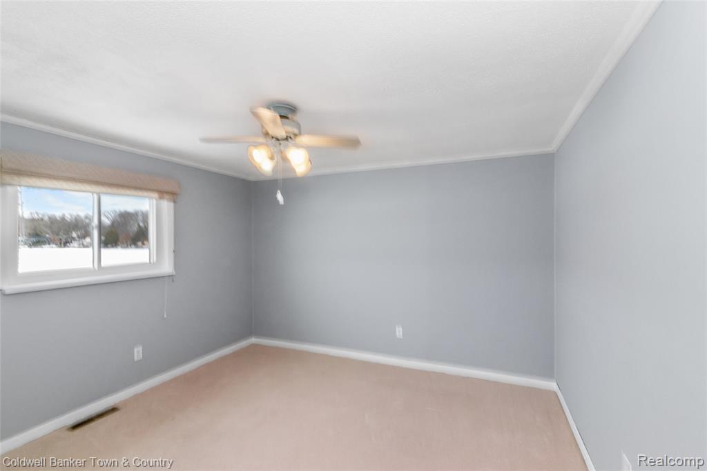 2705 Melvin Drive, Pinckney, MI 48169 — Photo 48