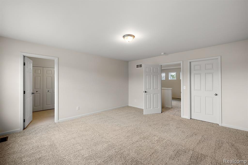 51794 Maple Leaf Drive, Macomb, MI 48042 — Photo 37