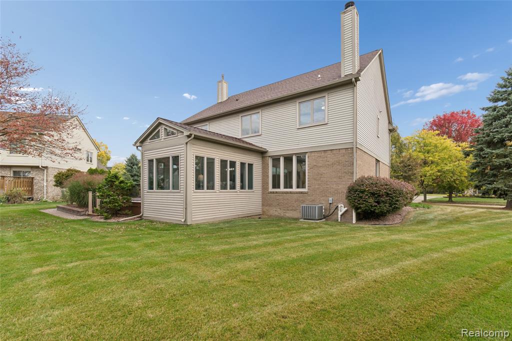47691 Royal Pointe Drive, Canton, MI 48187 — Photo 48