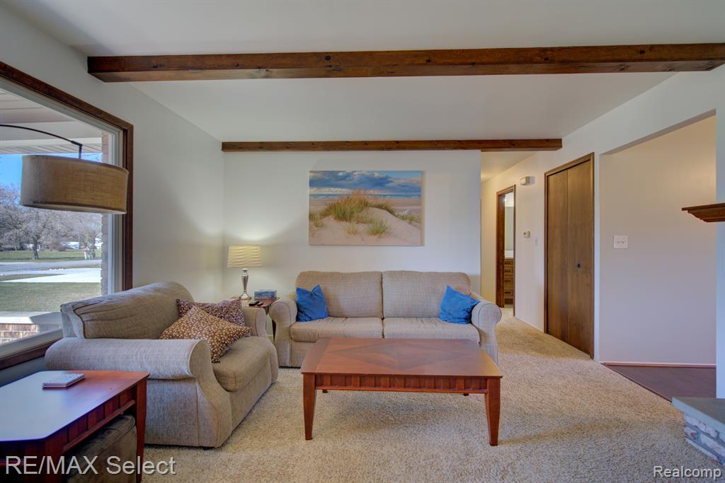 7233 JENNINGS Road, Swartz Creek, MI 48473 — Photo 13
