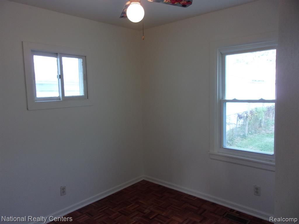 7286 GILMAN Street, Westland, MI — Photo 12