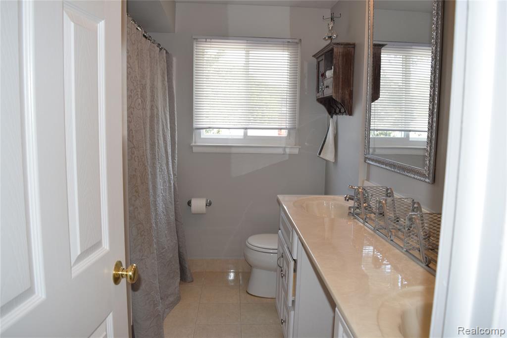 41318 Schoolcraft Road, Plymouth, MI 48170 — Photo 20