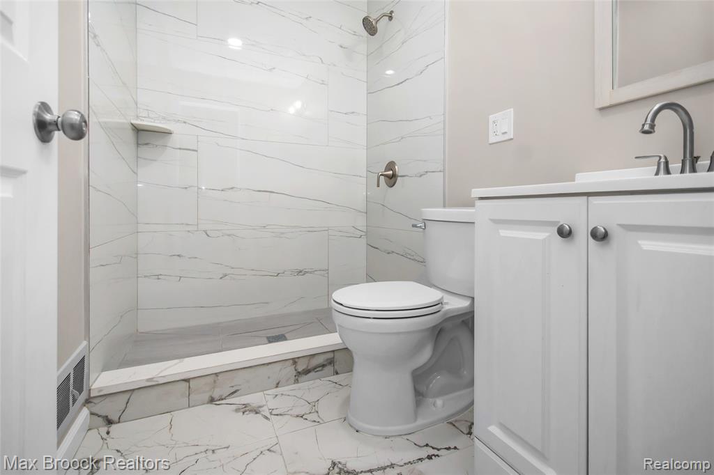 493 Luther Avenue, Pontiac, MI 48341 — Photo 18