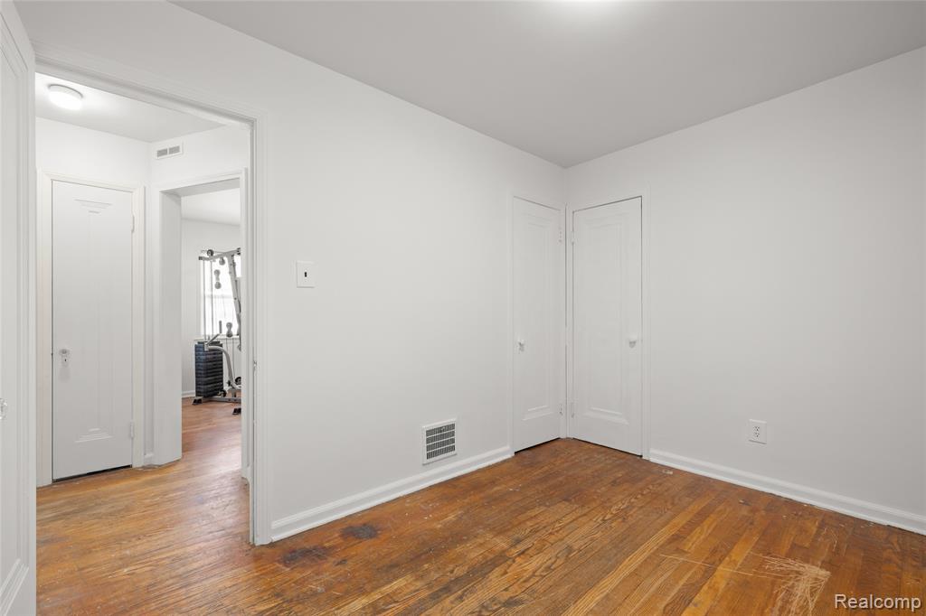 4964 Kenilworth Street, Dearborn, MI 48126 — Photo 16