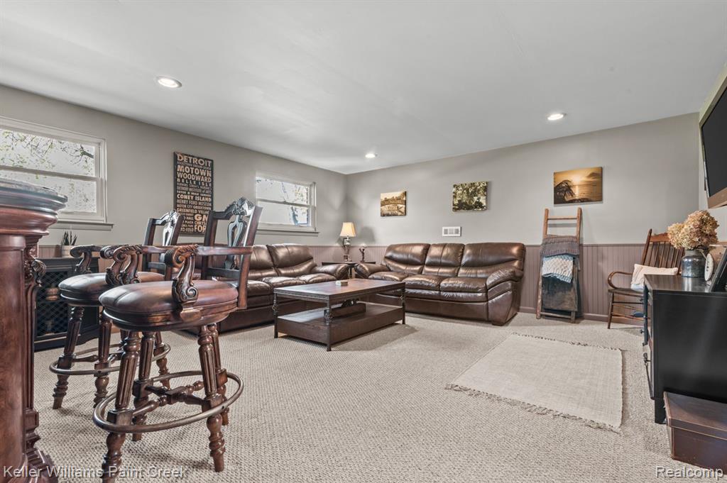 7466 LINDRATH, Washington, MI — Photo 11