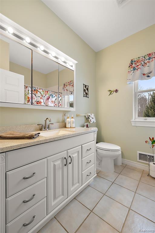 6140 BROOKHAVEN Drive, Imlay City, MI 48444 — Photo 23