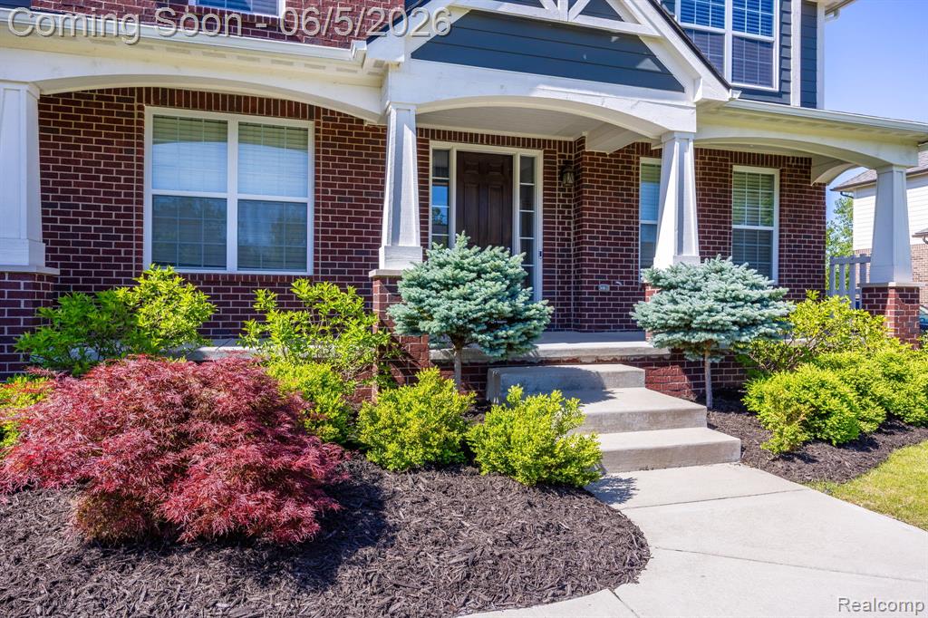 57558 Stoneleigh Drive, South Lyon, MI 48178 — Photo 5