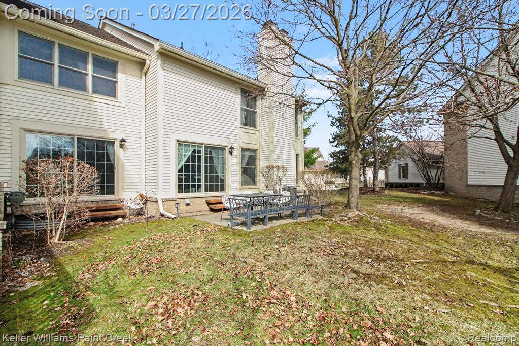 7365 Danbury Drive, West Bloomfield, MI — Photo 24