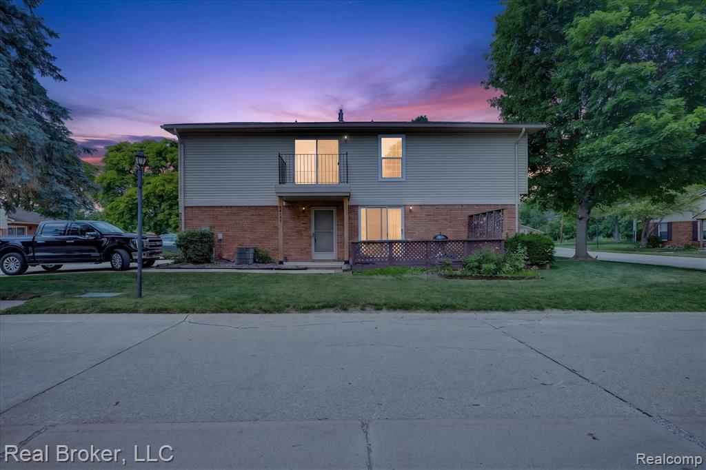 68457 Rosewood Lane, Richmond, MI 48062
