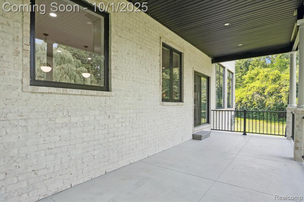 46676 Grand Oak Court, Canton, MI 48187 — Photo 43