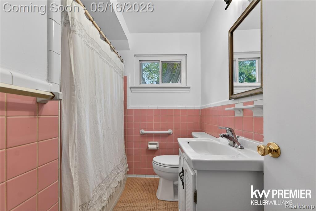 23260 Oneida Street, Oak Park, MI 48237 — Photo 18