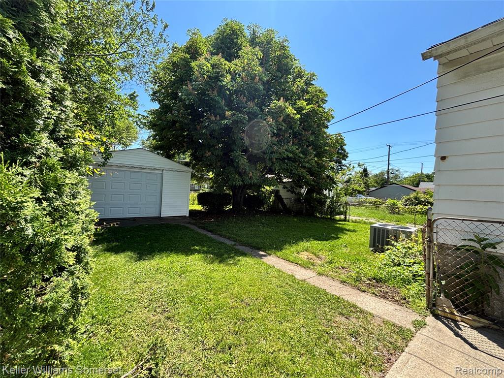 7028 Studebaker Avenue, Warren, MI 48091 — Photo 11