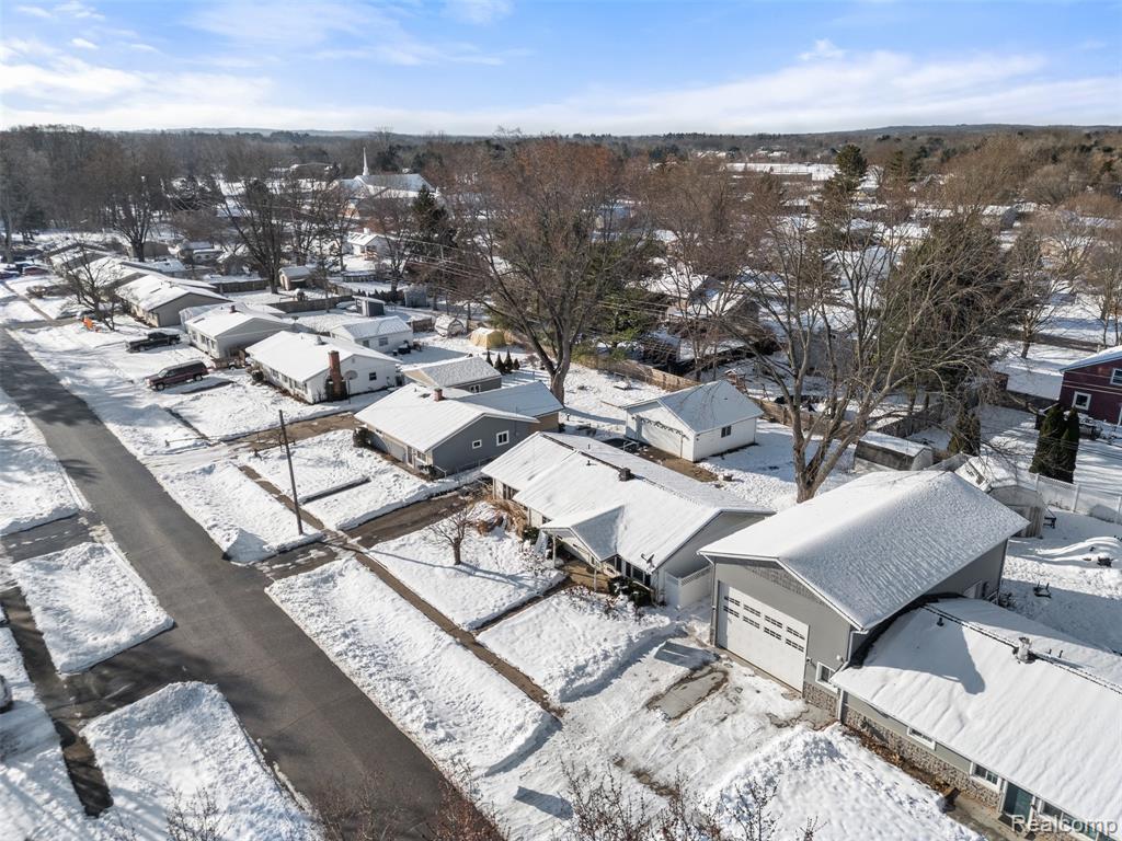 6404 Richalle Street, Brighton, MI 48116 — Photo 31