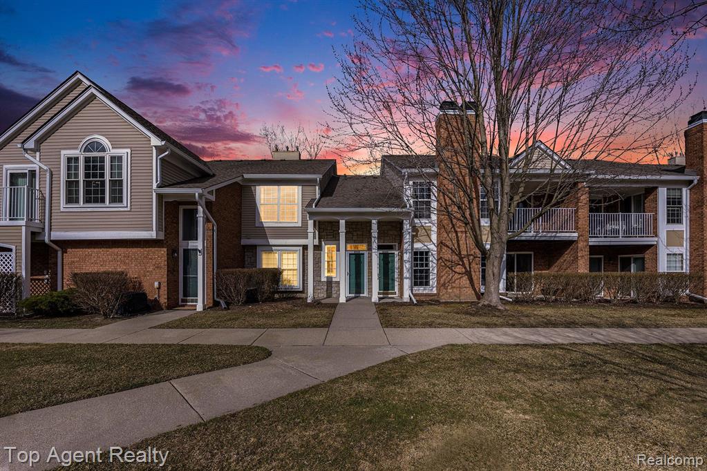 56284 TROON N, Shelby Twp, MI 48316 — Photo 2