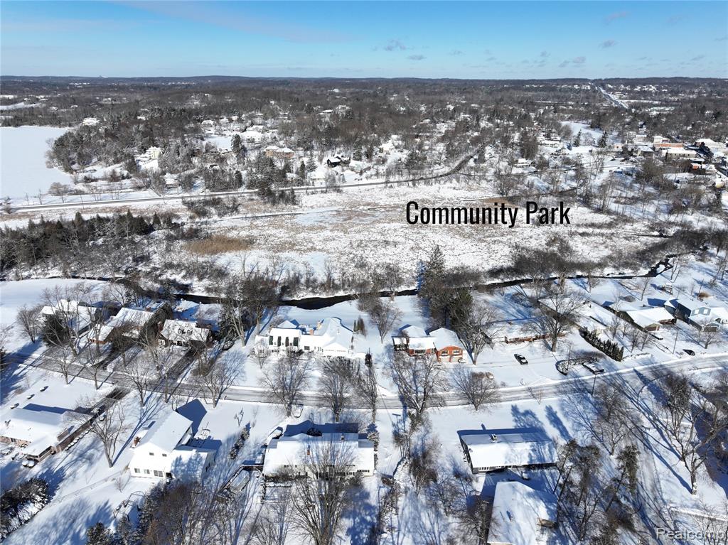 6200 Overlook, Clarkston, MI — Photo 44