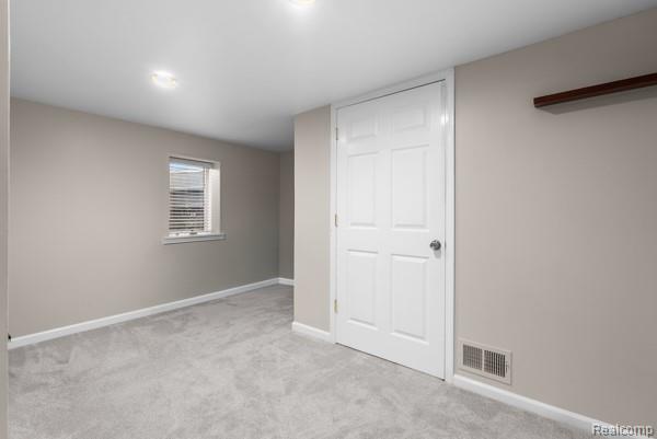 8363 Sherwood Drive, Grand Blanc, MI 48439 — Photo 40
