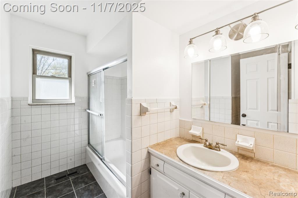 7124 Heath Street, Genesee, MI 48437 — Photo 13