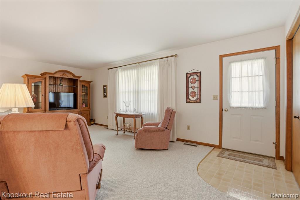 5 Krafft Court, Frankenmuth, MI 48734 — Photo 7