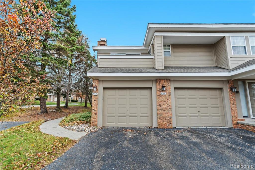 6798 Andiron Court, West Bloomfield, MI — front exterior