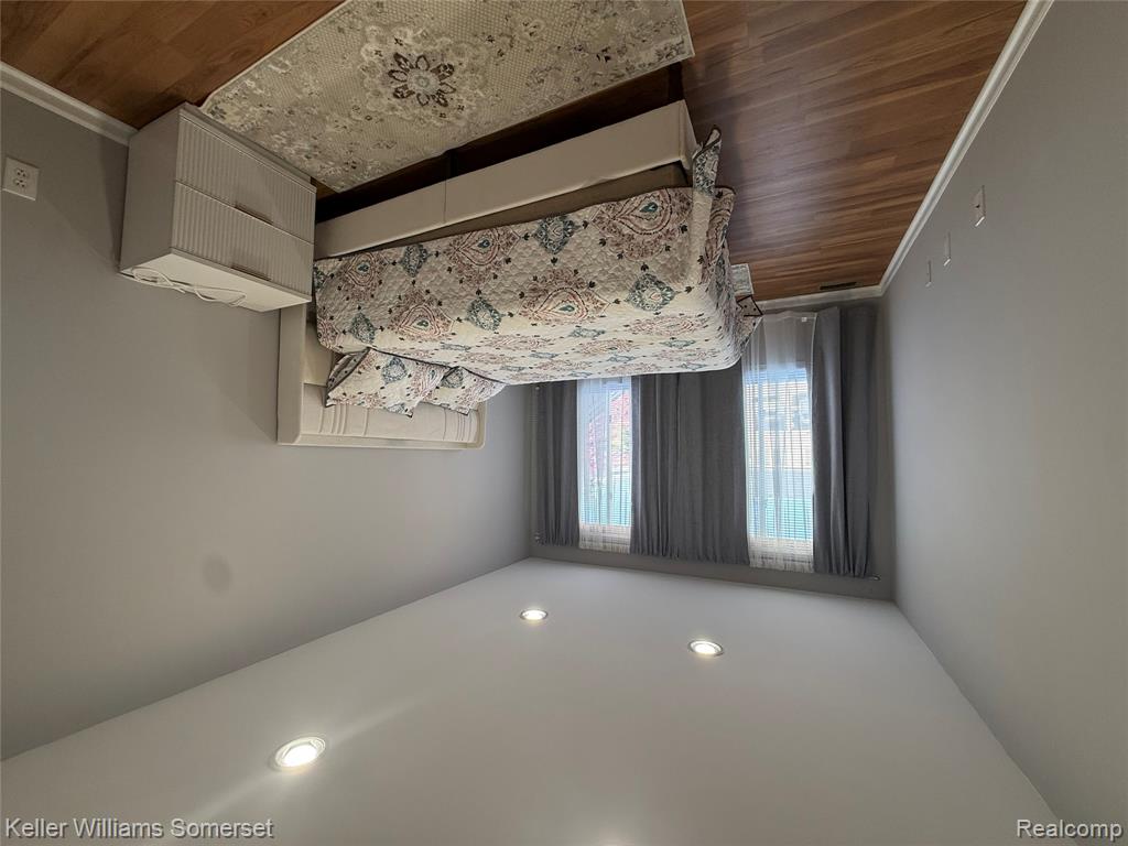 44724 Maryland Court, Clinton Twp, MI 48038 — Photo 15