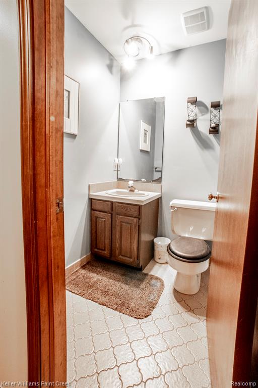 939 Biggers Court, Rochester Hills, MI 48309 — Photo 18