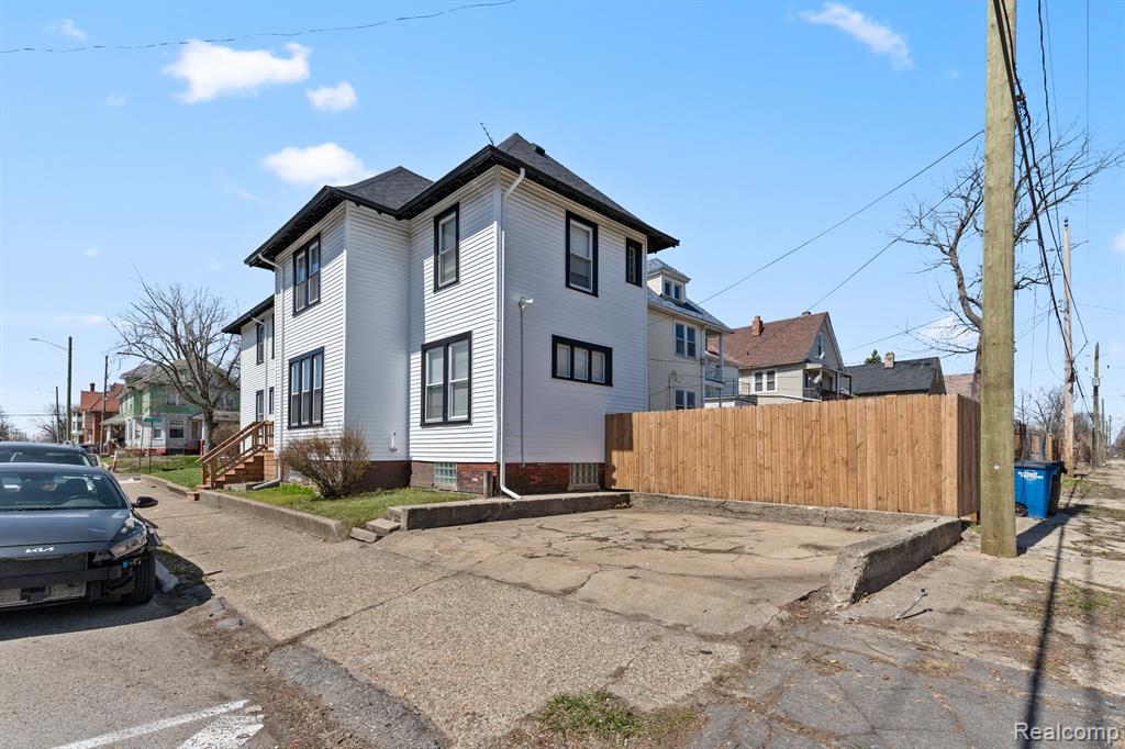 7407 E Vernor Hwy, Detroit, MI 48214 — Photo 3