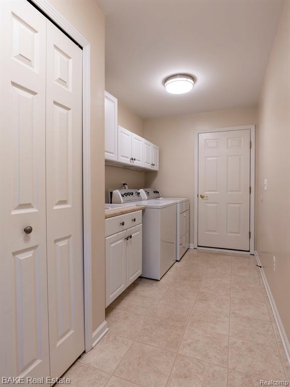 49402 N Glacier, Northville, MI 48168 — Photo 17