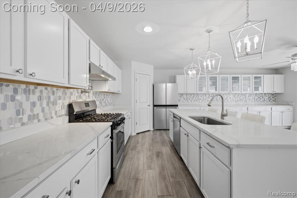 270 Greenan Lane, Lake Orion, MI 48362 — Photo 6