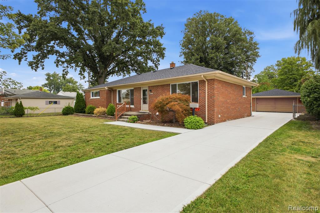 6326 Lathers Street, Garden City, MI