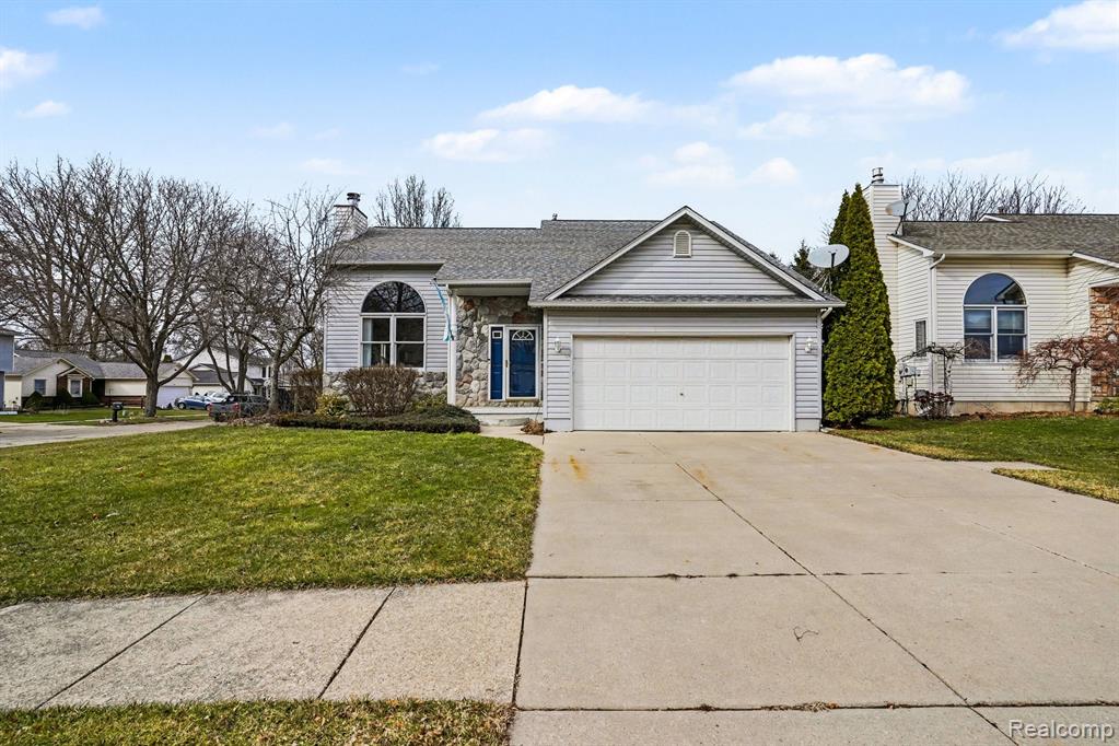 761 Peppermill Circle, Lapeer, MI 48446 — Photo 2