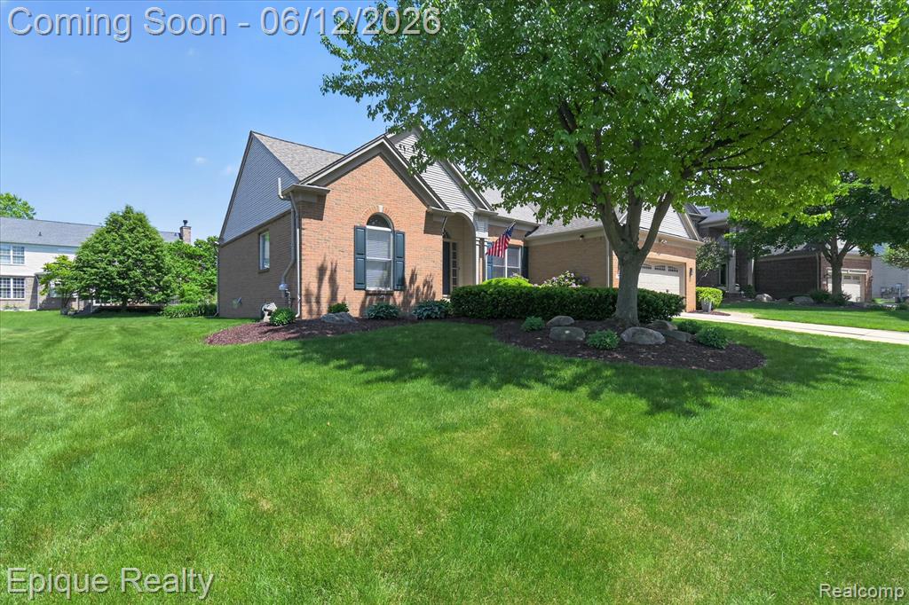 760 Caribou Court, Rochester, MI 48307 — Photo 2