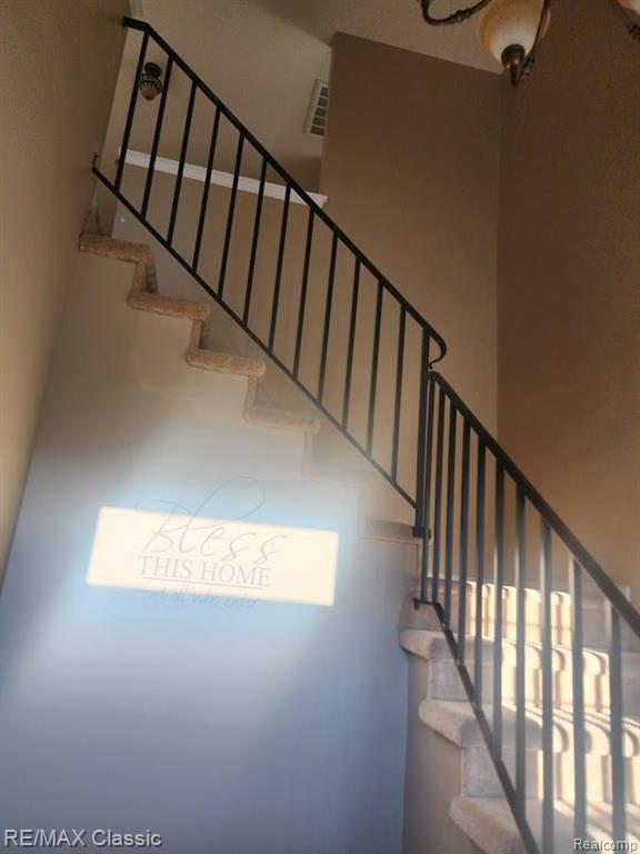44275 PRINCETON Drive, Clinton Twp, MI 48038 — Photo 3