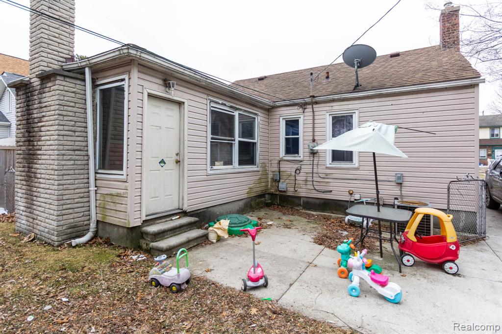 1060 Capitol Avenue, Lincoln Park, MI 48146 — Photo 30