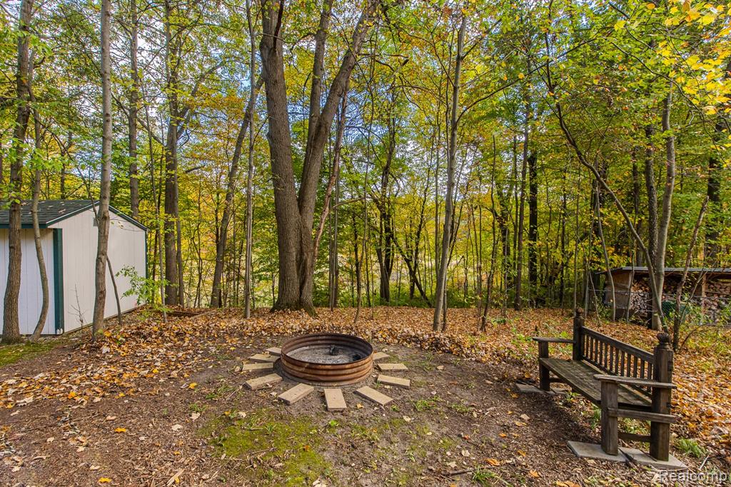 1969 Woodsman Drive, Ortonville, MI 48462 — Photo 49
