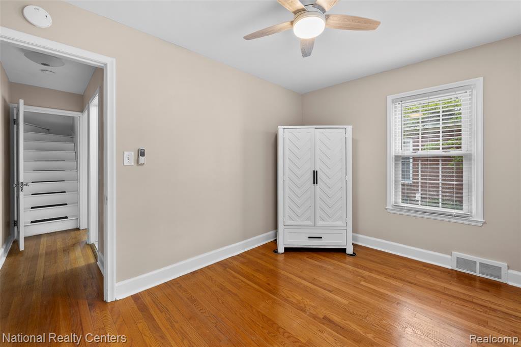 9924 Arden Street, Livonia, MI 48150 — Photo 22