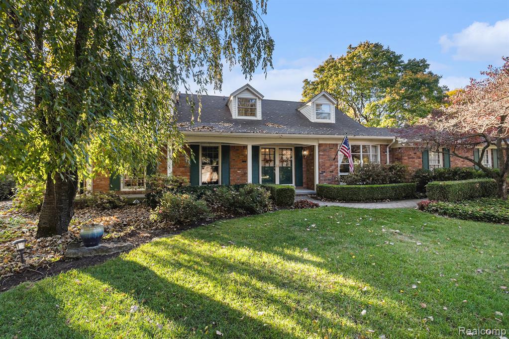 4597 Broughton Drive, Bloomfield Hills, MI 48301 — Photo 5
