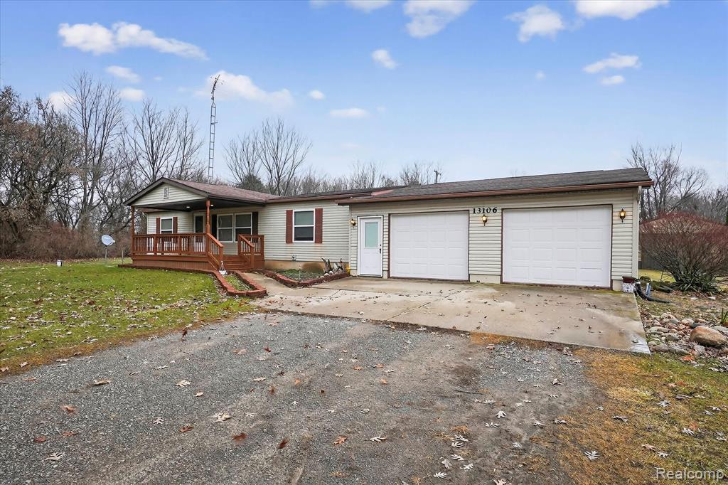 13106 N Genesee Road, Clio, MI 48420 — Photo 38