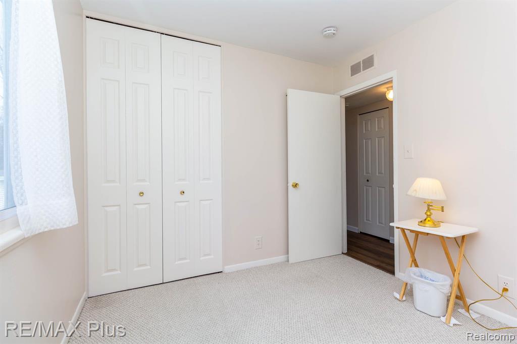 642 TURRILL Avenue, Lapeer, MI 48446 — Photo 22