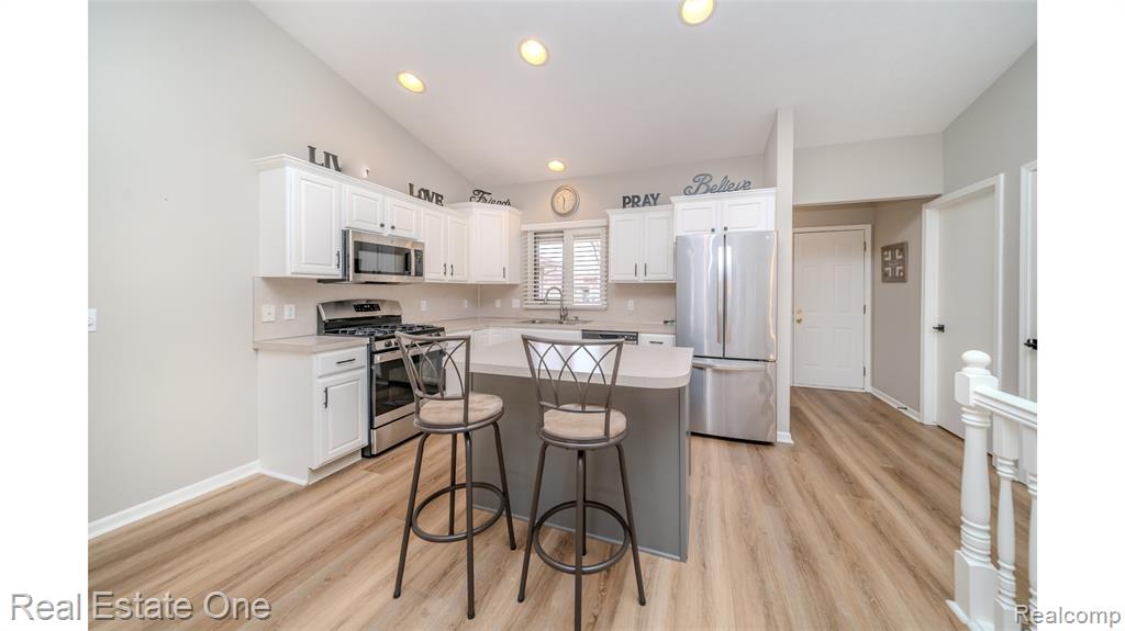 981 Amber View Drive SW, Byron Center, MI 49315 — Photo 9